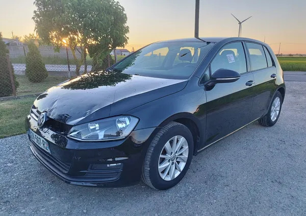 samochody osobowe Volkswagen Golf cena 26900 przebieg: 99000, rok produkcji 2015 z Kępno